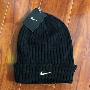 Nike black beanie hat unisex